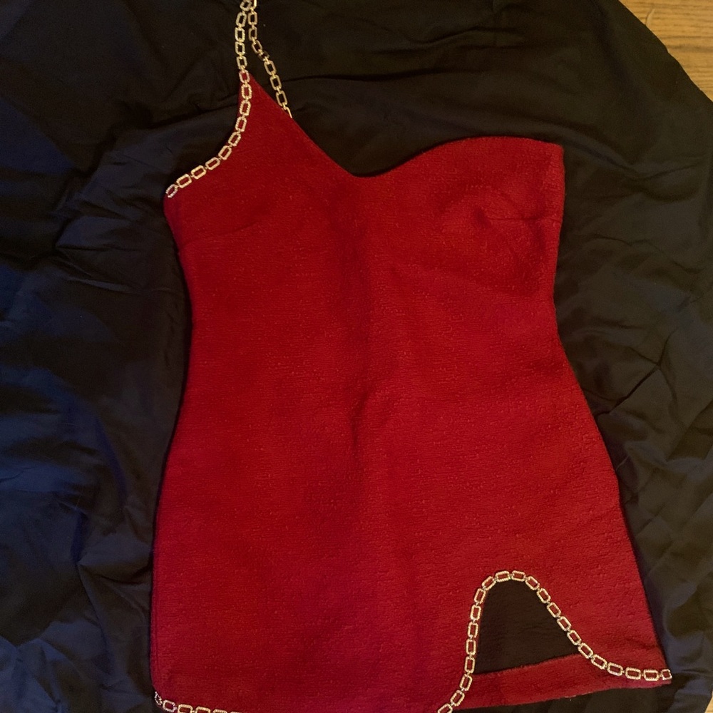 Zara asymmetrical red dress with gold chain